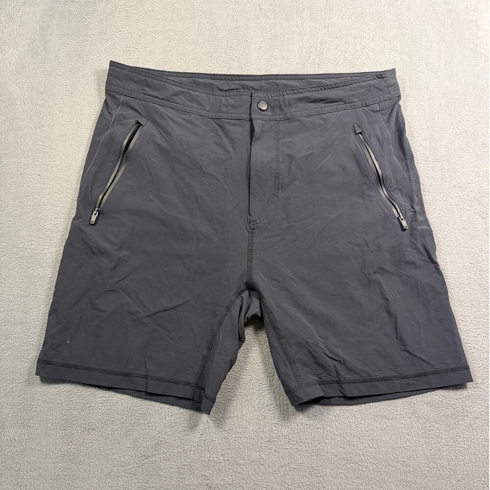 Mack Weldon Mens Large Gray 4-Way Active Shorts Zipper Pockets Workout Gym L